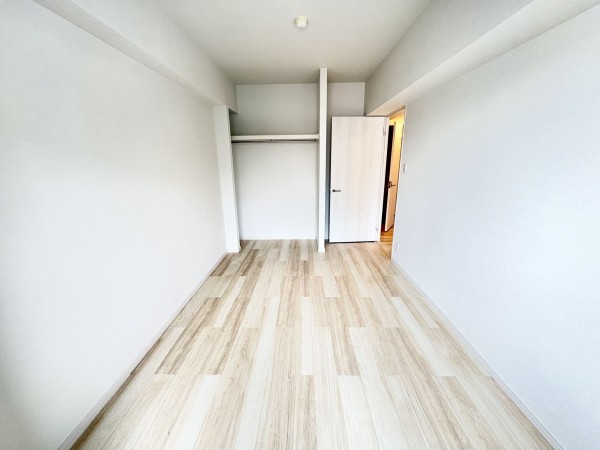 藤沢市藤沢、中古マンションの居間画像です