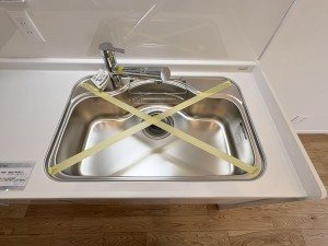 藤沢市鵠沼石上、中古マンションのキッチン画像です