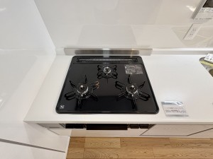 藤沢市鵠沼石上、中古マンションのキッチン画像です