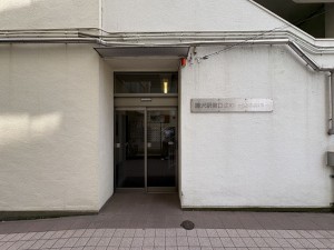 藤沢市鵠沼石上、中古マンションの外観画像です