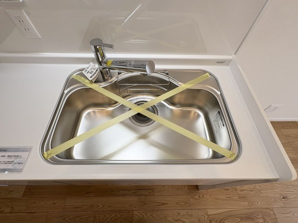 藤沢市鵠沼石上、中古マンションのキッチン画像です