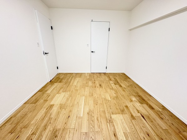 藤沢市鵠沼石上、中古マンションの寝室画像です