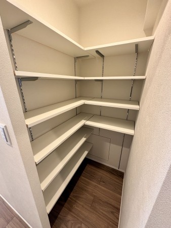 藤沢市鵠沼海岸、中古マンションの画像です