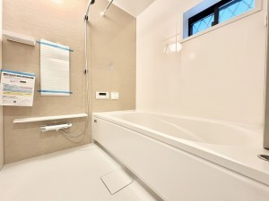 藤沢市善行、新築一戸建ての風呂画像です