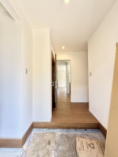 藤沢市善行、新築一戸建ての玄関画像です