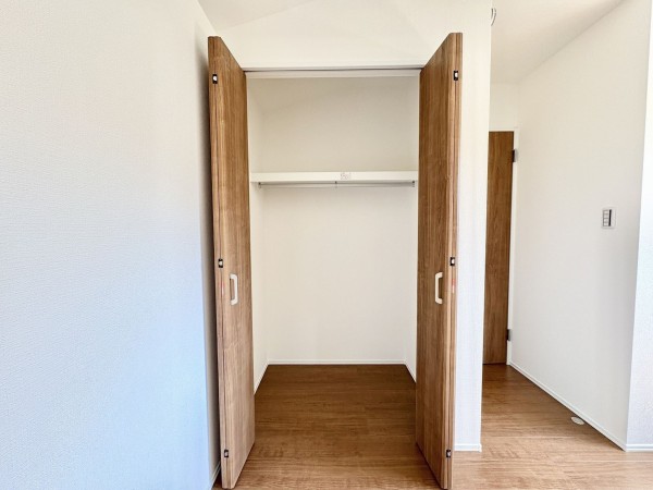 藤沢市善行、新築一戸建ての収納画像です