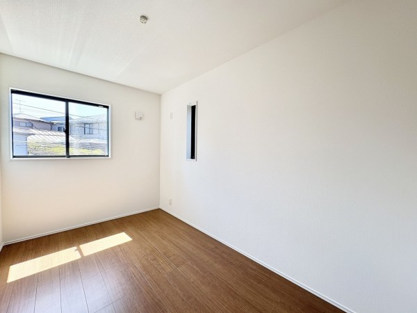 藤沢市善行、新築一戸建ての子ども部屋画像です