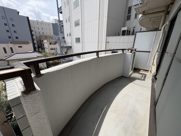 藤沢市藤沢、中古マンションのバルコニー画像です