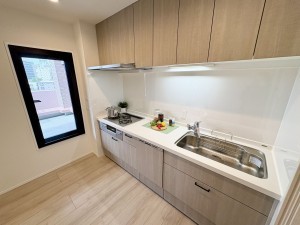 藤沢市大鋸、中古マンションのキッチン画像です