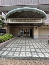 藤沢市大鋸、中古マンションの外観画像です