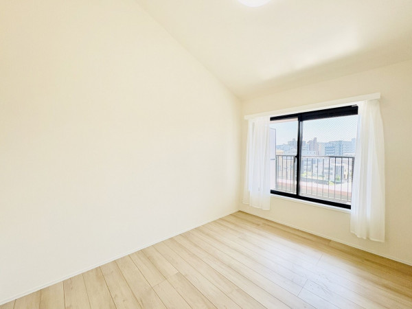 藤沢市大鋸、中古マンションの寝室画像です