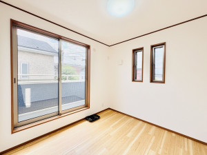 藤沢市高倉、中古一戸建ての寝室画像です