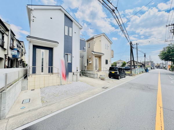 藤沢市高倉、中古一戸建ての外観画像です
