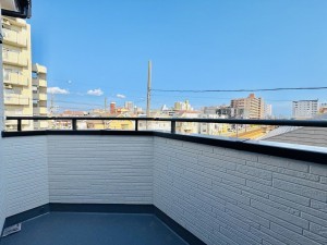 藤沢市湘南台、新築一戸建てのバルコニー画像です