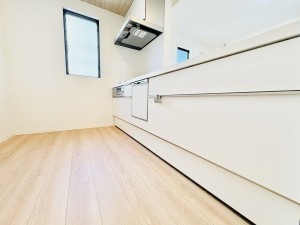 藤沢市湘南台、新築一戸建てのキッチン画像です