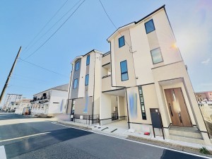 藤沢市湘南台、新築一戸建ての外観画像です