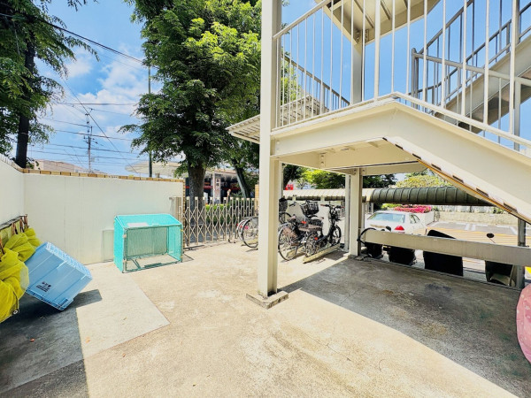 藤沢市大鋸、中古マンションの駐車場画像です