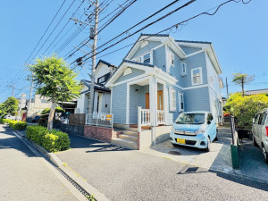 藤沢市遠藤、中古一戸建ての外観画像です