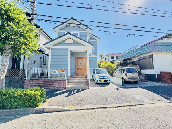 藤沢市遠藤、中古一戸建ての外観画像です
