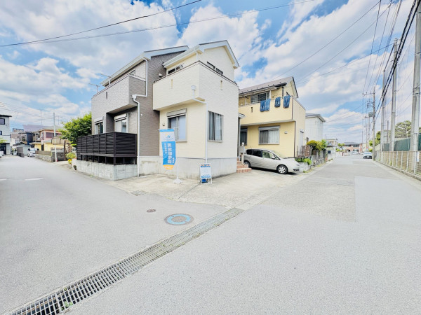 藤沢市打戻、中古一戸建ての外観画像です