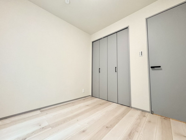 藤沢市辻堂太平台、中古マンションの寝室画像です