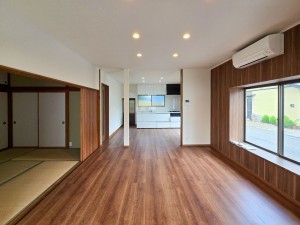 塩尻市大字広丘、中古一戸建ての画像です