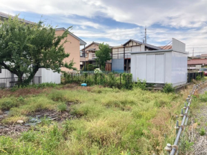 松本市沢村、土地の前面道路を含む現地写真画像です