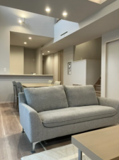 松本市大字原、新築一戸建ての居間画像です