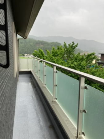 松本市大字原、新築一戸建てのバルコニー画像です