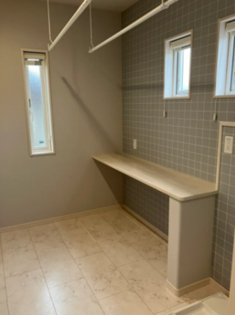 松本市大字原、新築一戸建ての洗面画像です