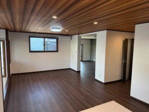 松本市寿中、中古一戸建ての画像です