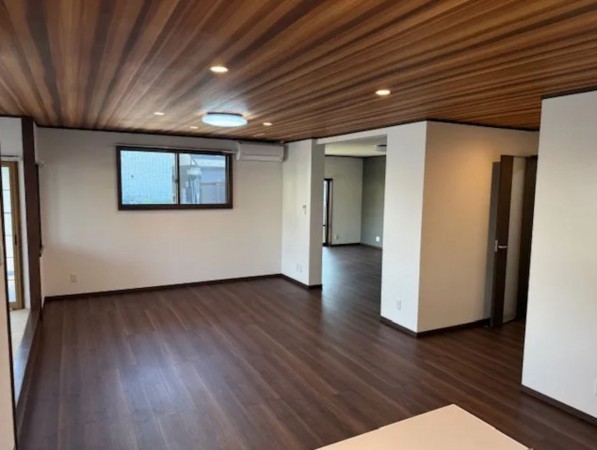 松本市寿中、中古一戸建ての画像です