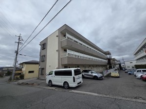 松本市大字里山辺、収益物件/マンションの画像です