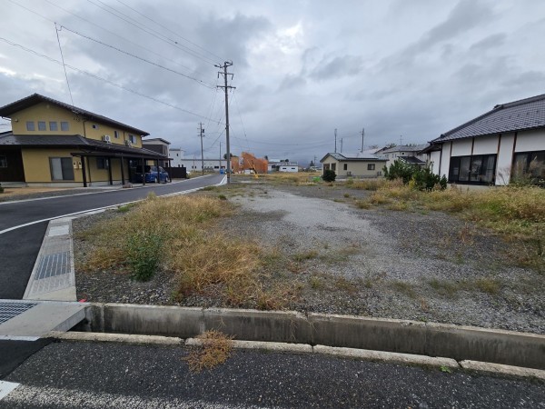 安曇野市三郷、土地の画像です