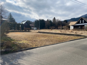 安曇野市穂高、土地の画像です