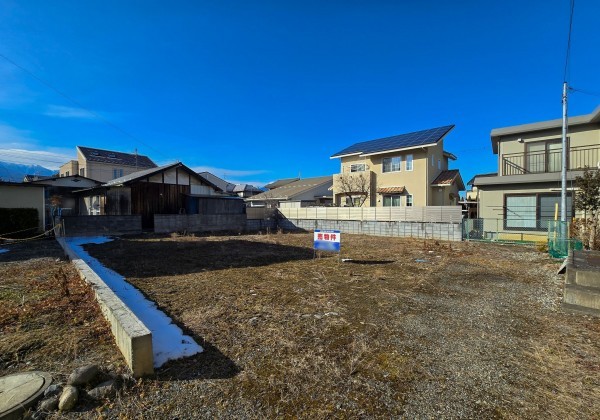 安曇野市豊科、土地の画像です