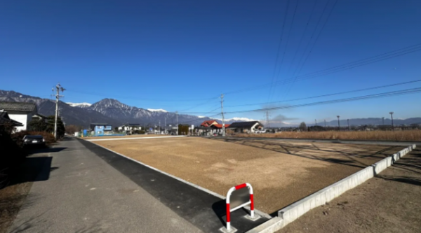 安曇野市穂高、土地の画像です