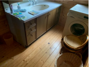 安曇野市穂高、中古一戸建ての洗面画像です