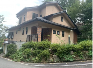 安曇野市穂高、中古一戸建ての外観画像です