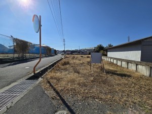 安曇野市豊科、土地の画像です