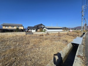 安曇野市豊科、土地の画像です