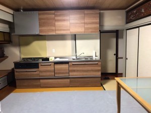 塩尻市大字広丘、中古一戸建てのキッチン画像です