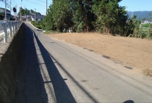 塩尻市大字広丘、土地の画像です