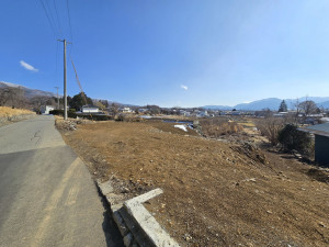 塩尻市大字片丘、土地の画像です