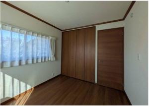 塩尻市大字広丘、中古一戸建ての寝室画像です