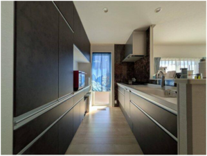 塩尻市大字広丘、中古一戸建てのキッチン画像です