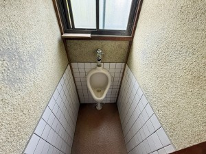 塩尻市大門、中古一戸建てのトイレ画像です