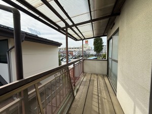 塩尻市大門、中古一戸建てのバルコニー画像です