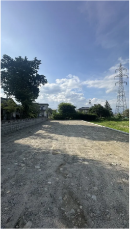 安曇野市穂高、土地の前面道路を含む現地写真画像です