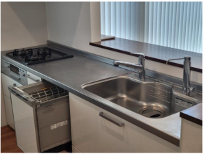 松本市村井町北、中古一戸建てのキッチン画像です